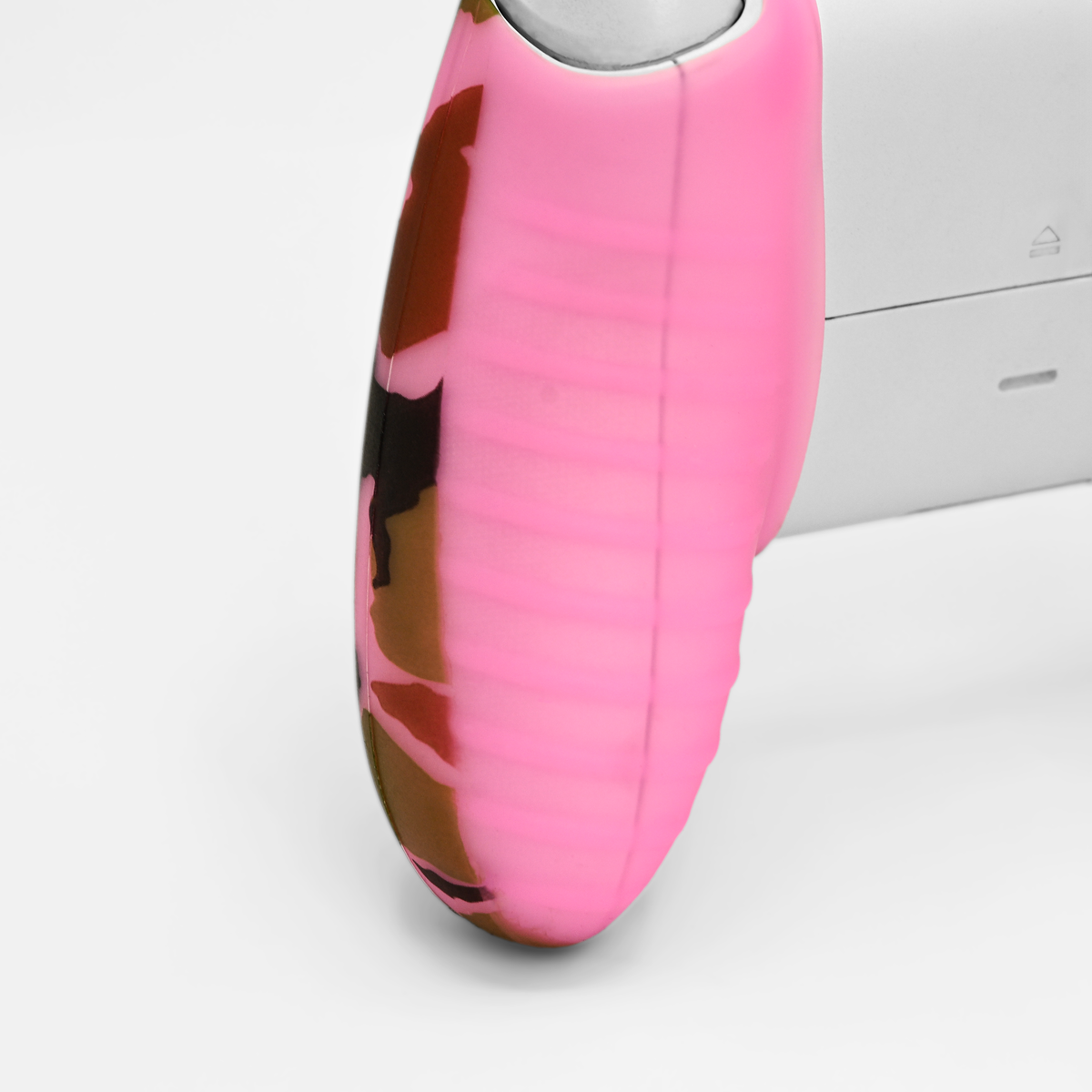 ultra pink camo xbox series s/x controller skin-back side