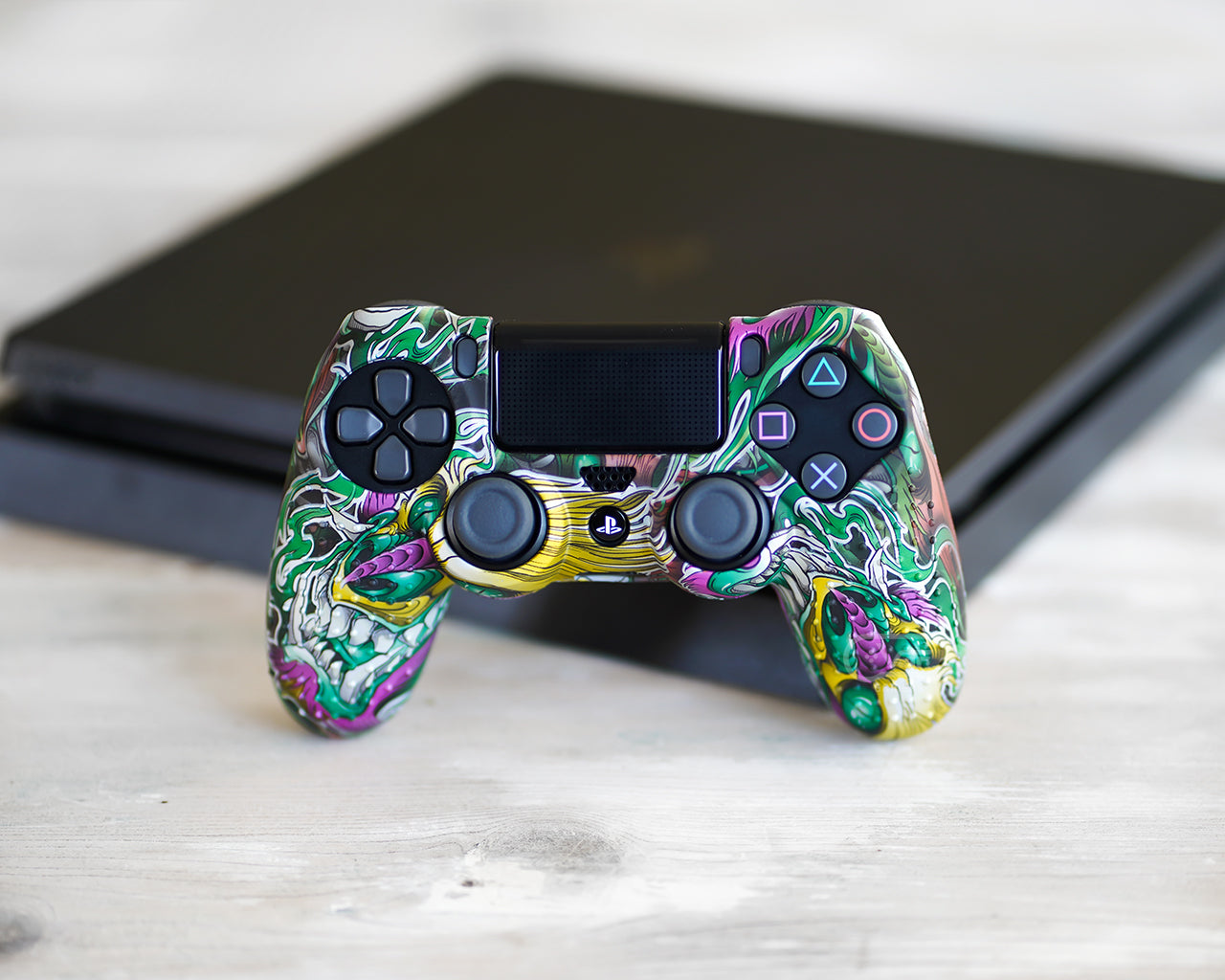 Draconika - PS4 Controller Skin