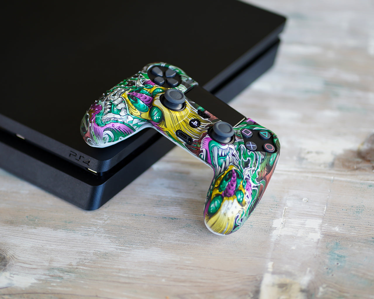 Draconika - PS4 Controller Skin