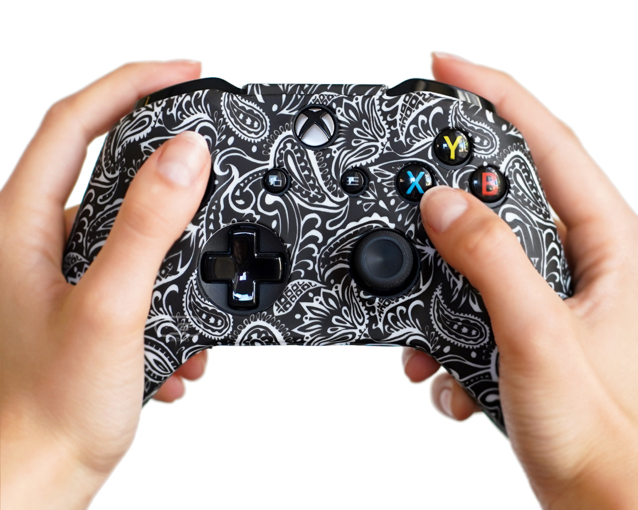 White Motif - XBOX One Controller Skin