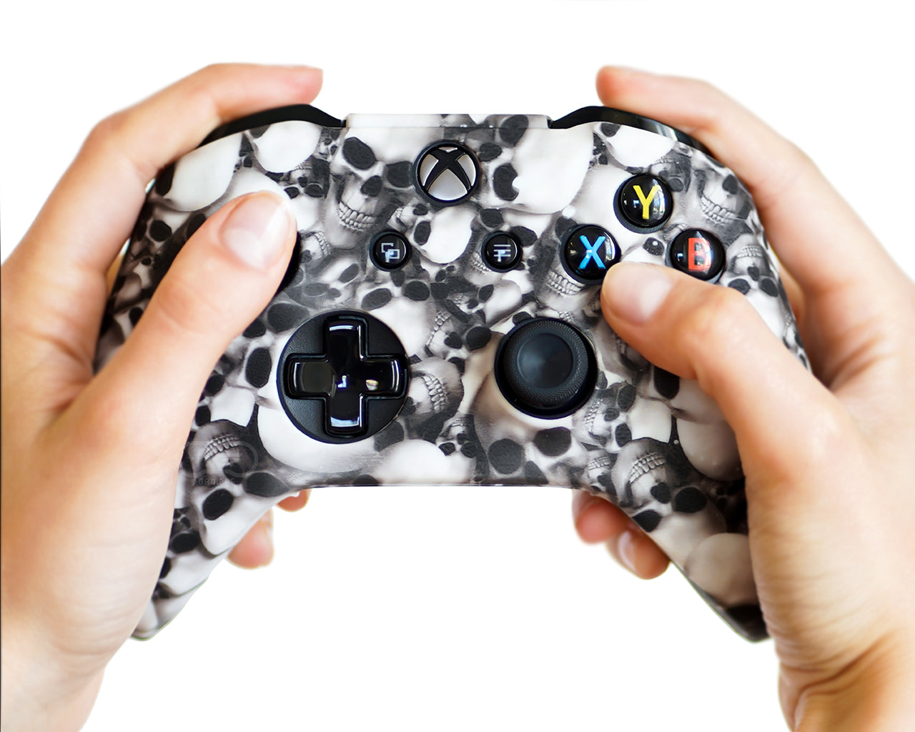 White Skulls - XBOX One Controller Skin